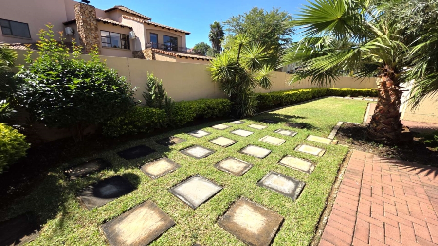 To Let 1 Bedroom Property for Rent in Melodie North West
